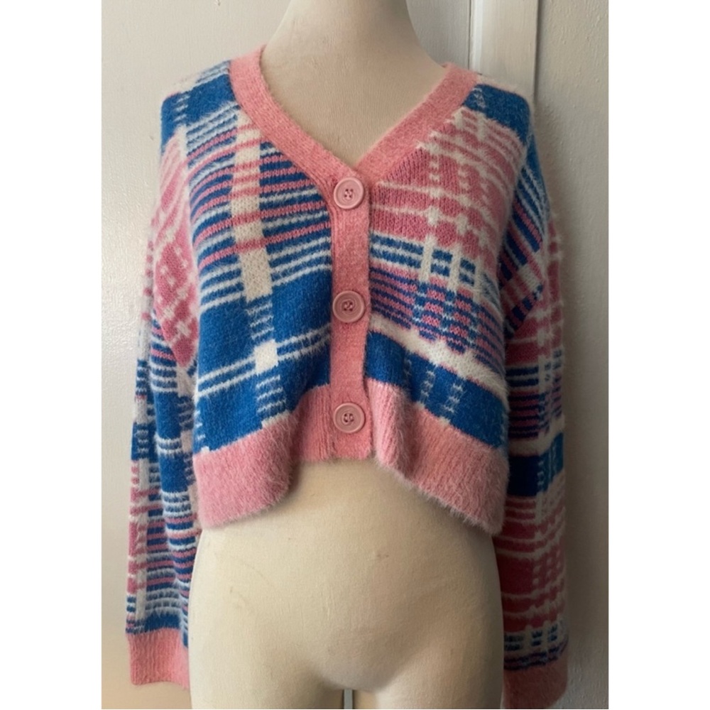 Urban Outfitters Pink & Blue Plaid Cardigan Size Medium